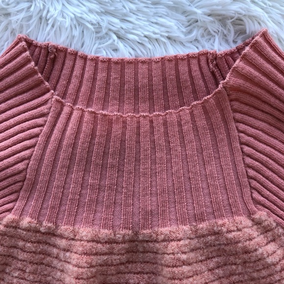 FREE PEOPLE • Elderflower Sweater Wool/Alpaca in Peach Size Large - Picture 14 of 15